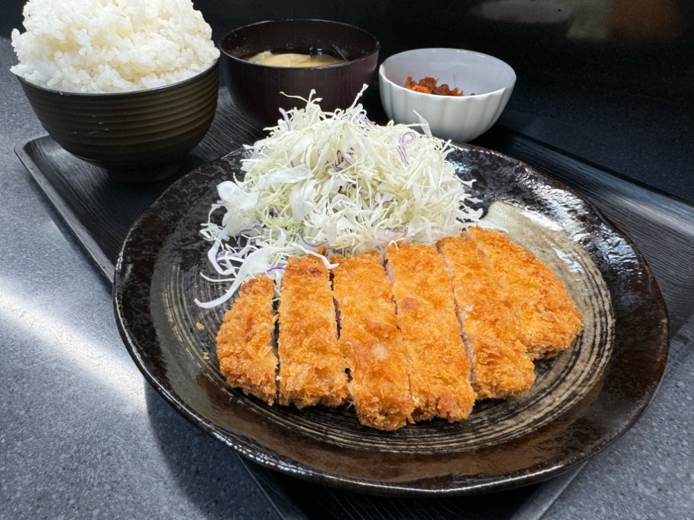 豚ロースカツ定食